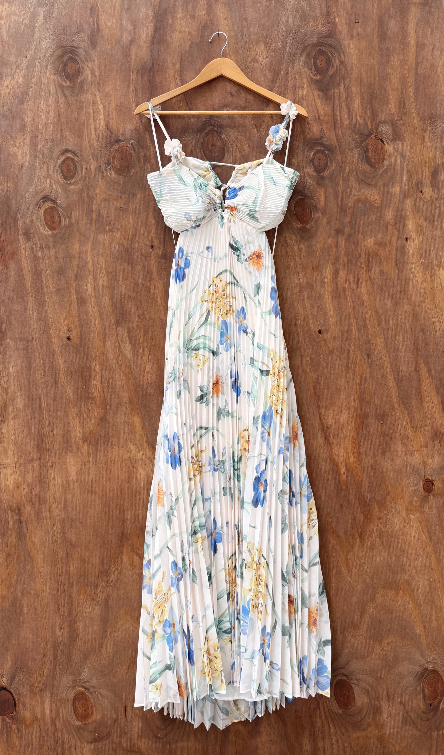 Floral formal maxi dress with open back