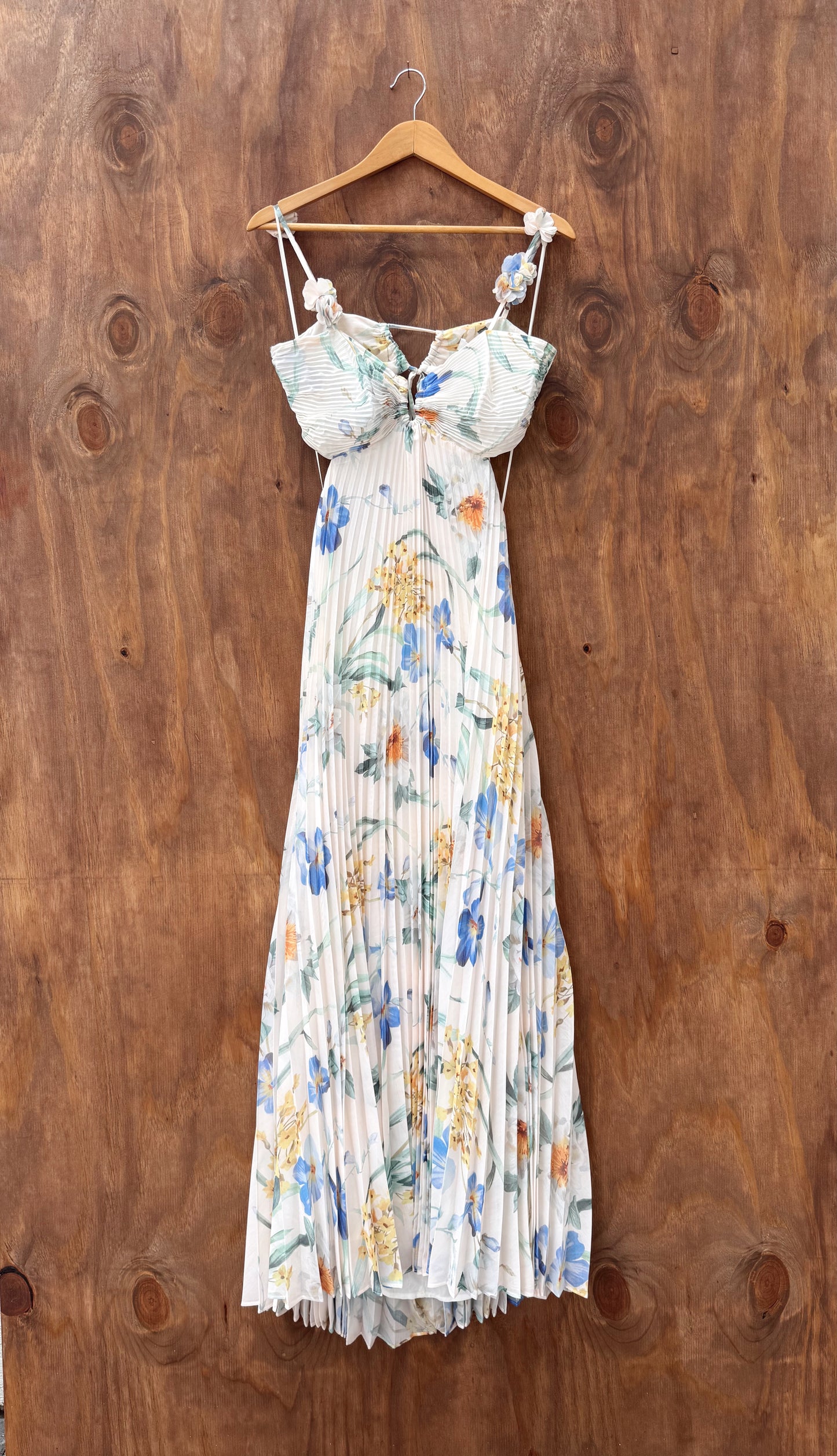 Floral Pleated Maxi dress, floral roset straps