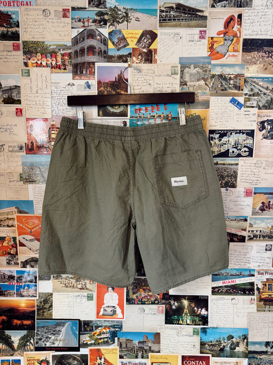 Melbourne Shorts in Olive